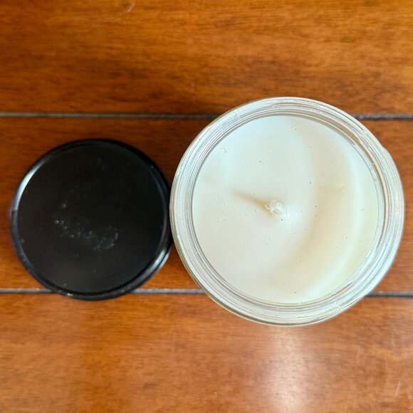 NEW HIBISCUS WATERFALLS Single Wick Candle 8oz Bath & Body Works - Picture 2 of 3